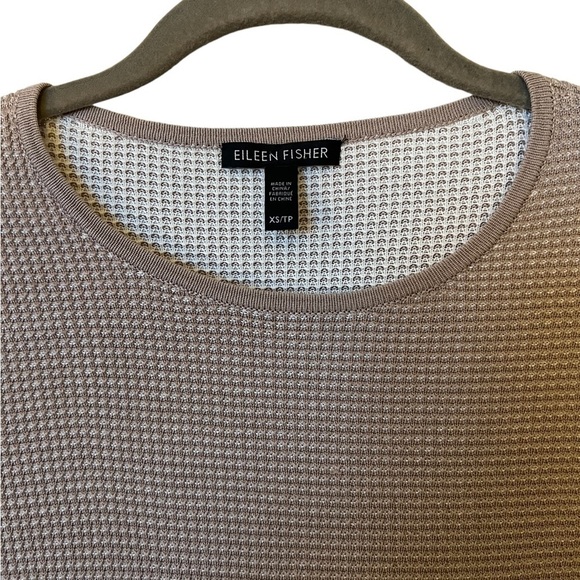 Eileen Fisher Tan & White L/S Waffle Weave Shirt, Hi/Lo, Silk / Cotton - Picture 4 of 5